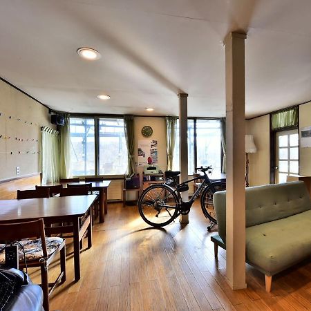 Kurumayama Kogen Guesthouse Urara Chino Extérieur photo