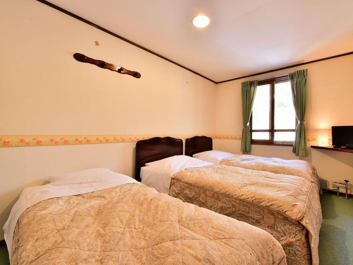 Kurumayama Kogen Guesthouse Urara Chino Extérieur photo